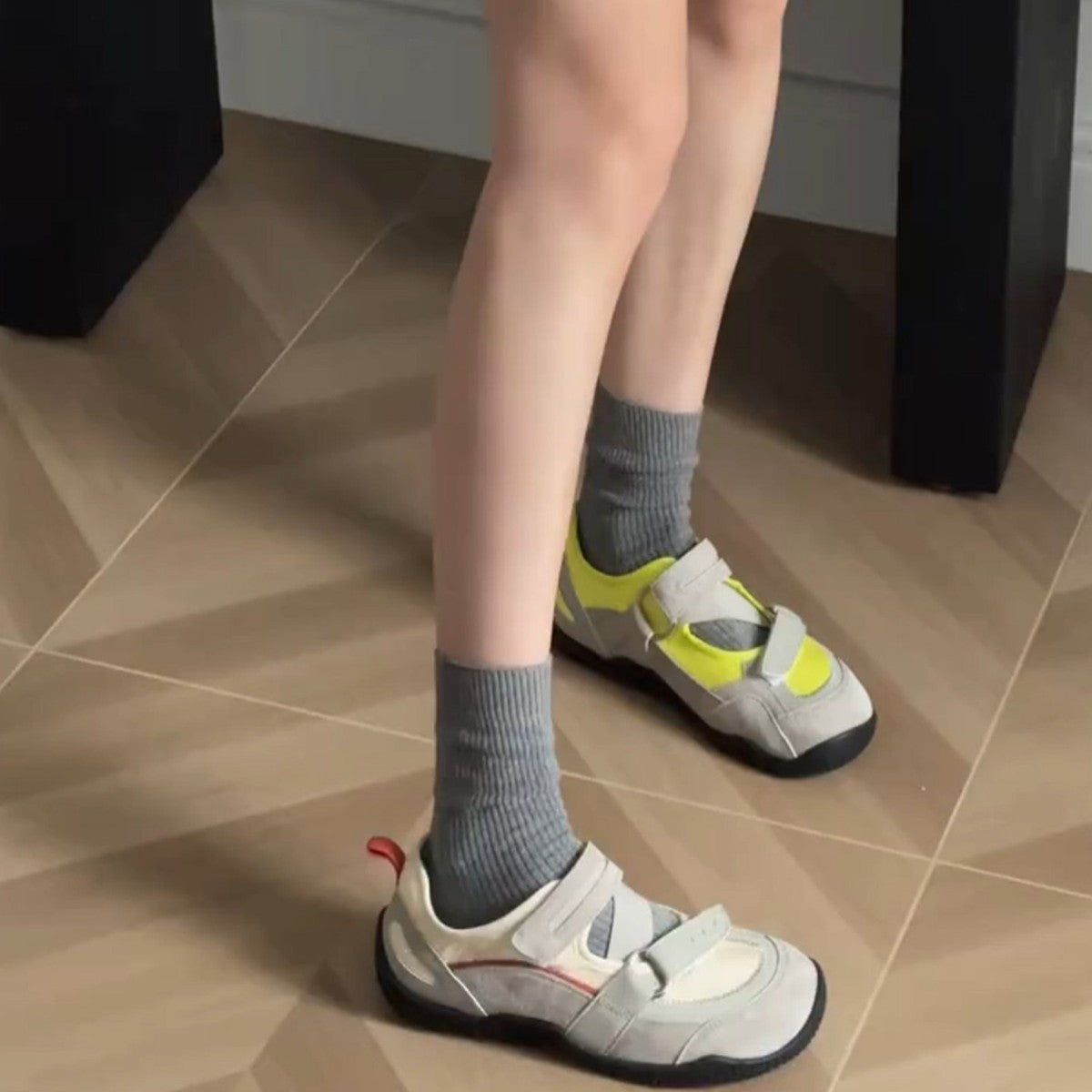 Damen Komfortable Freizeit-Sandalen mit verstellbaren Klettverschlüssen R&B