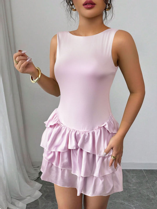 Damen Sommerliches Rüschenkleid mit figurbetontem Oberteil und schwingendem Saum R&B