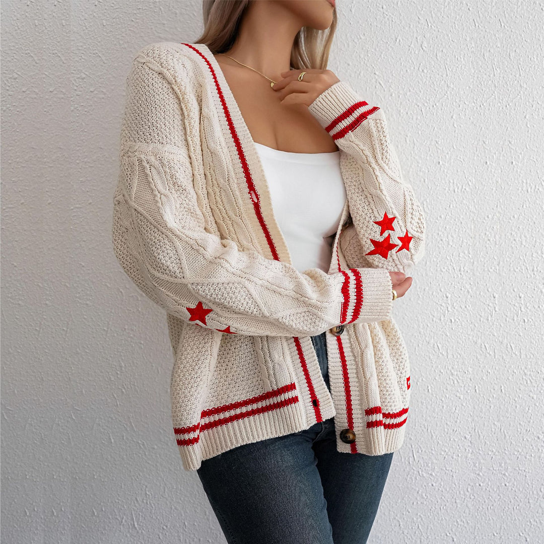 Damen Grobstrickjacke mit eleganten Sternenapplikationen und kontrastierenden Details R&B
