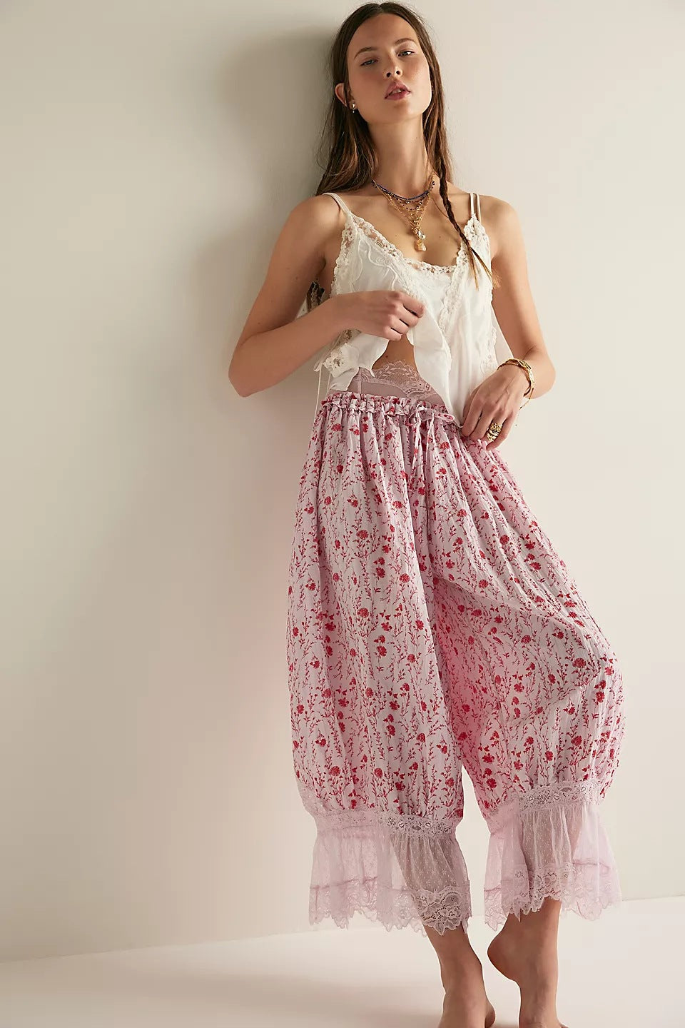 Damen Blumenmuster Hose mit Spitzenabschlüssen R&B