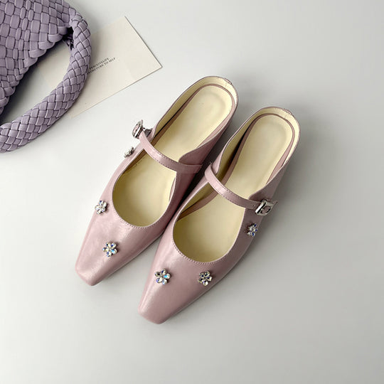 Damen Slingback-Pumps mit glänzendem Obermaterial und floralen Strassakzenten R&B