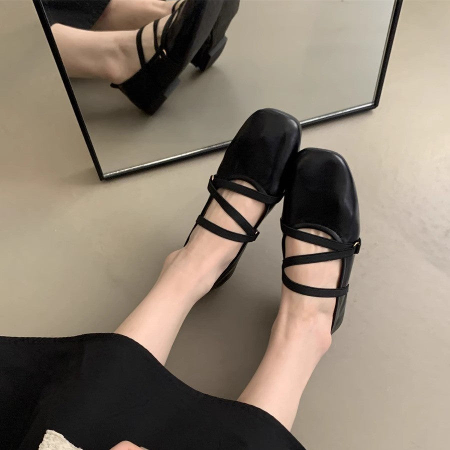 Damen elegantes Ballerina-Modell mit modischem Riemchen und hochwertigem Leder R&B