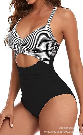 R&B | Hohler rückenfreier Bikini mit engen Trägern