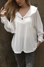 Damen lässiger Kapuzenpullover mit strukturiertem Design und Knopfdetails
