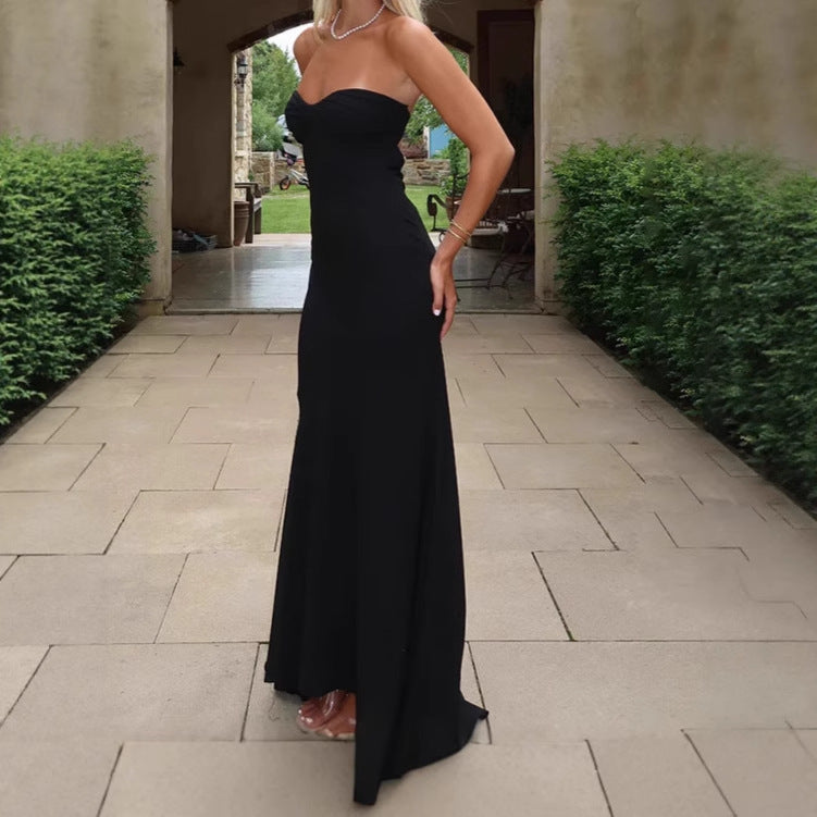 Damen Elegantes Hochzeitskleid mit trägerlosem Design und fließendem Stoff R&B