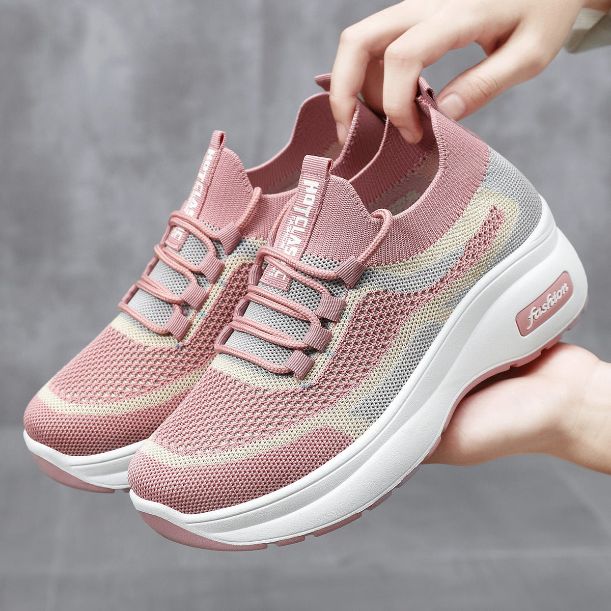 Damen nan gestrickter Sockensneaker mit ergonomischer Komfortsohle und dämpfender Plateauzwischensohle R&B