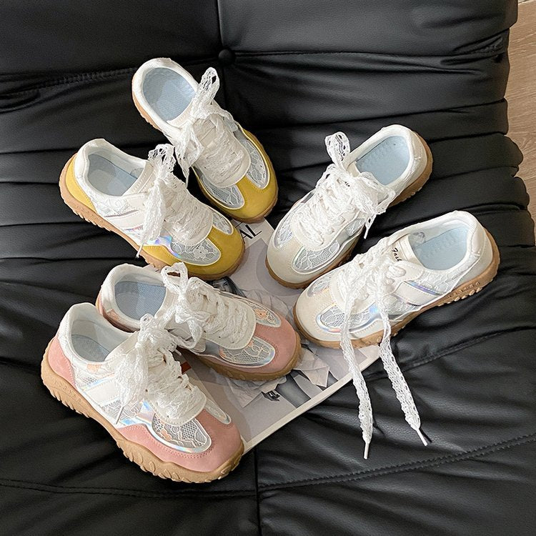 Damen modische Sneakers mit eleganter Spitze und transparenter Schnürung R&B