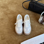 Damen Sneakers im sportlich-eleganten Design mit atmungsaktiver Obermaterialkombination und rutschfester Sohle