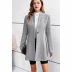 Damen Moderne Strickblazer mit schmalem Schnitt und eleganten Details R&B