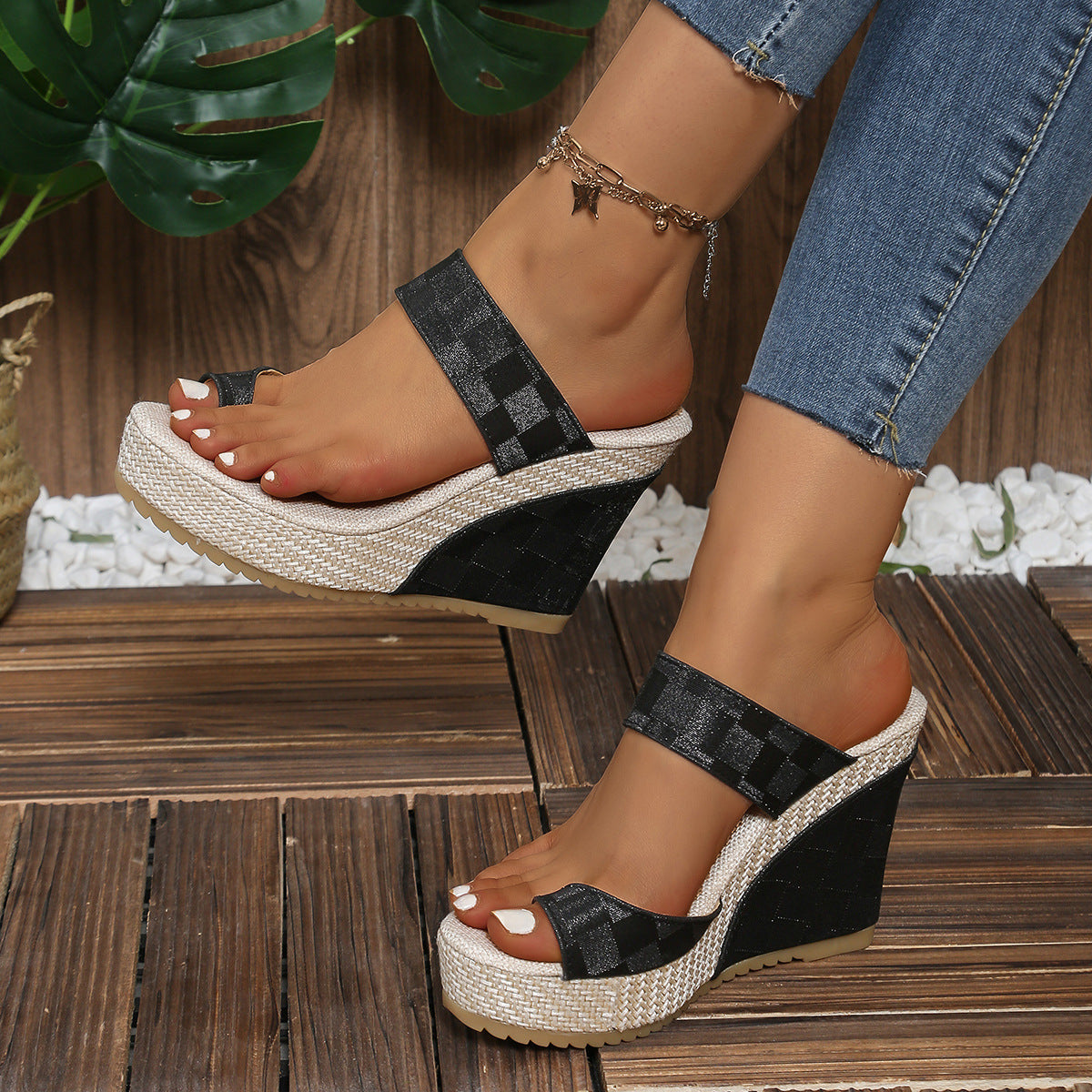 Damen Wedge-Sandalen mit atmungsaktivem Obermaterial und komfortablem Fußbett R&B