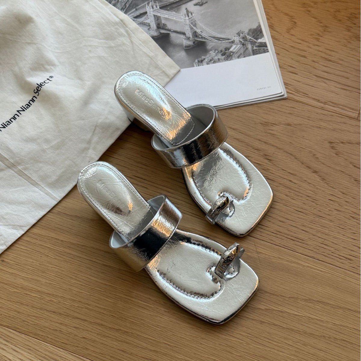 Damen Elegante und stilvolle Plateau-Sandalen mit modischen Riemen