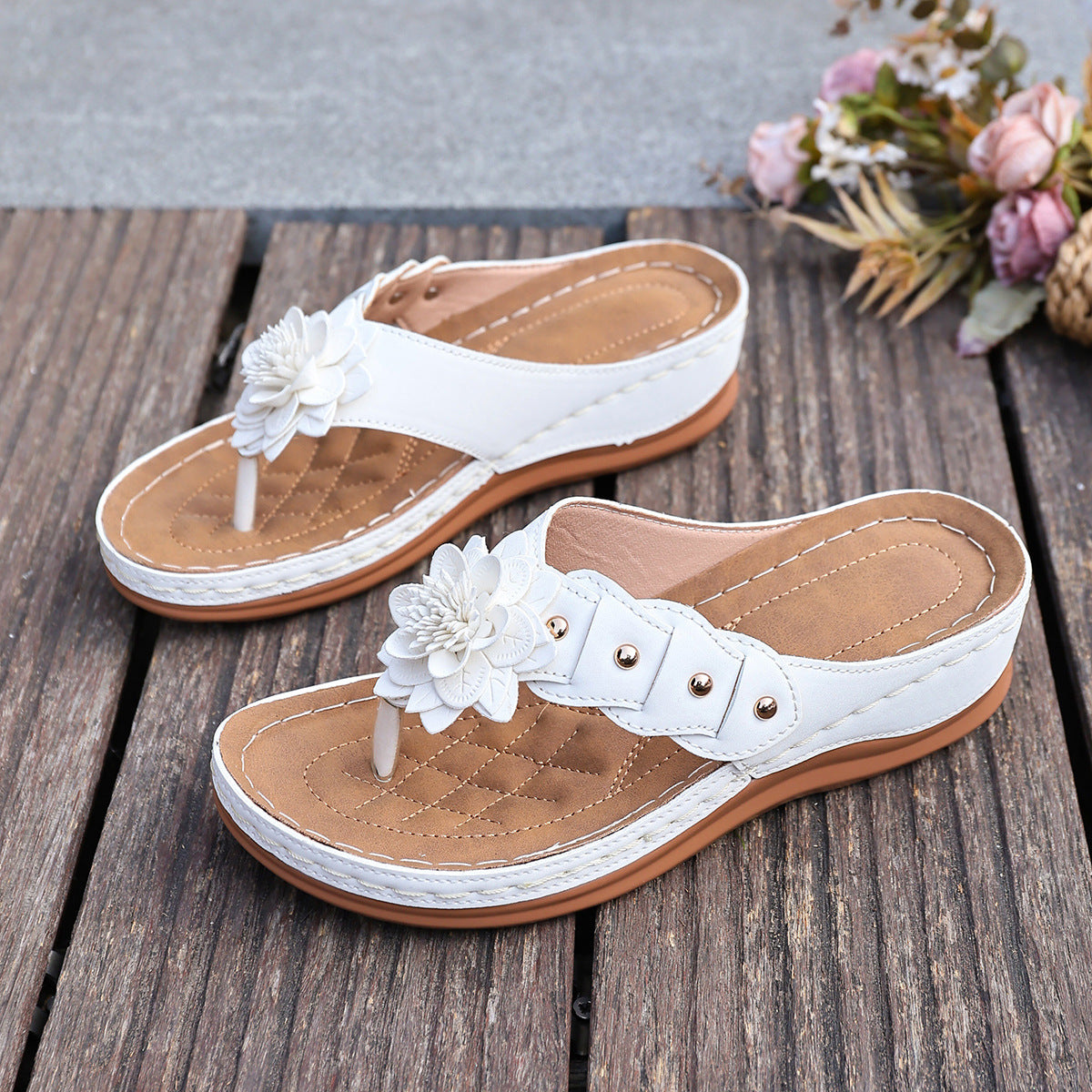 Damen Sandalen mit floralen Applikationen und gepolsterter Sohle R&B