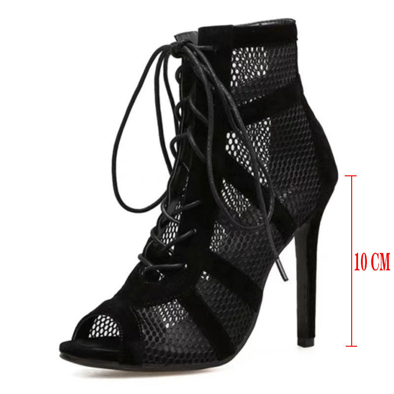 Damen Peep-Toe Stiefeletten aus atmungsaktivem Netzmaterial mit eleganten Schnürdetails R&B