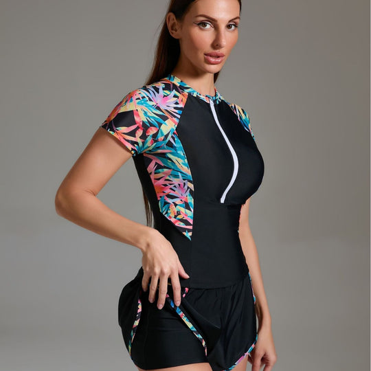 Damen Sportlicher Schwimmanzug mit innovativem Reißverschluss und stylischen kurzen Hosen R&B