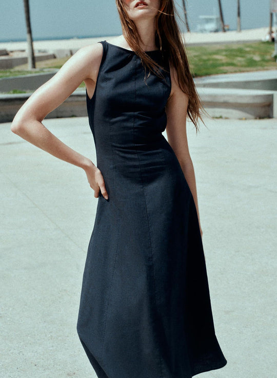 Damen Skaterkleid mit hohem Halsausschnitt und seitlichen Schlitzen R&B