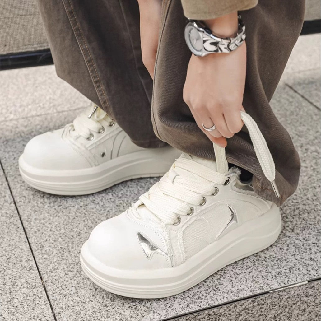 Damen Hochwertige Sneaker mit innovativer Schnürdetails und bequemer Dämpfung