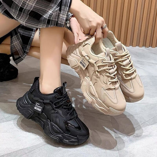 Damen Sportliche Sneakers mit ergonomischem Fußbett R&B