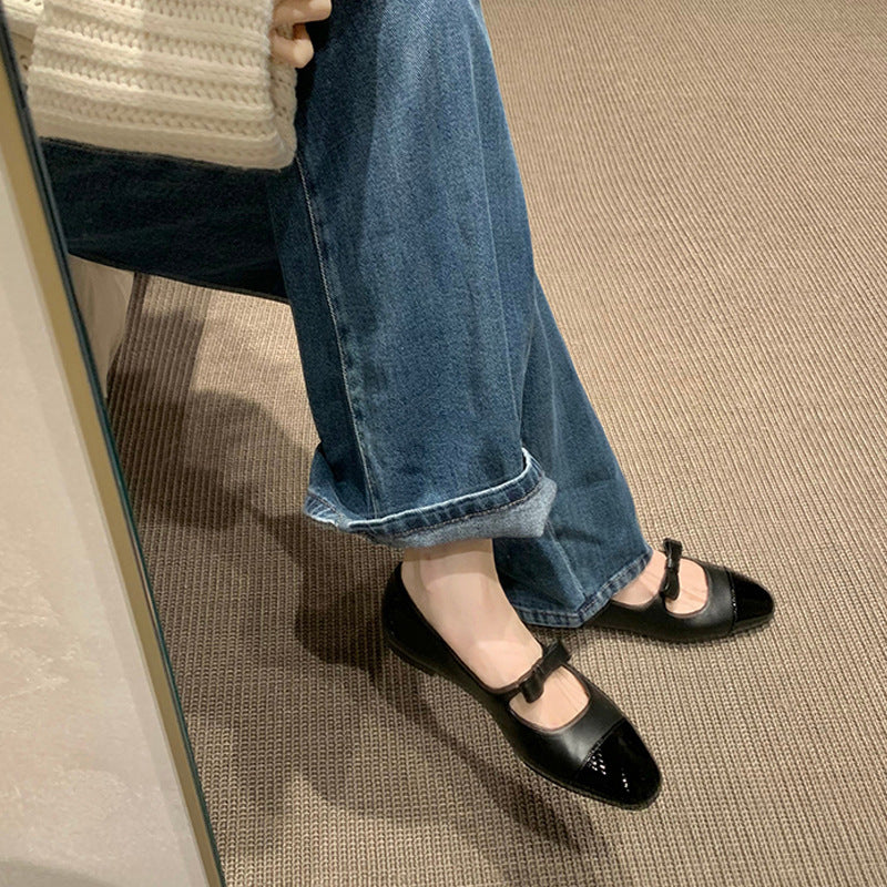 Damen stilvolle Ballerinas mit elegantem Lackerzit und feiner Schleifenapplikation R&B
