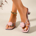 Damen elegante Sandalen mit floralem Detail und Blockabsatz R&B