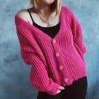 Damen kuschelige Strickjacke mit modernen Knopfdetails und weitem Schnitt R&B