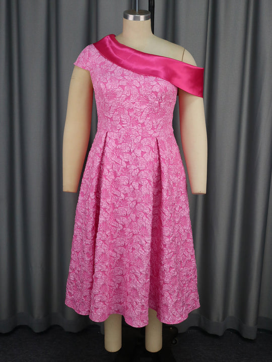 Damen Elegantes Kleid mit asymmetrischem Träger und floralem Muster R&B