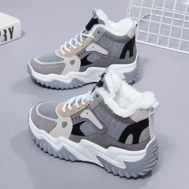 Damen Fleece-Innenstiefel mit trendiger Profilsohle und wasserabweisendem Obermaterial R&B