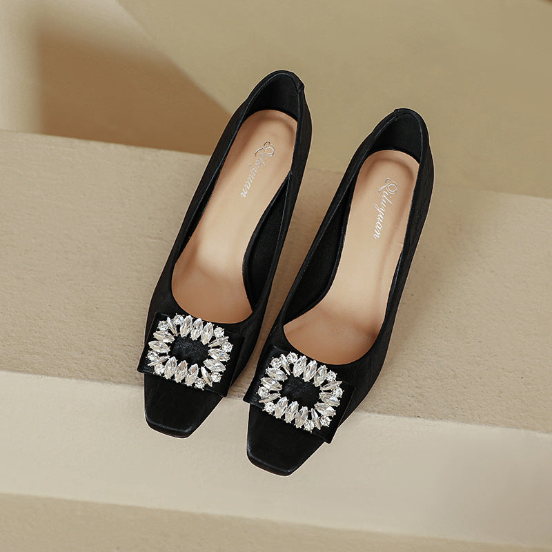 Damen modische Pumps mit funkelndem Schmuckdetail R&B