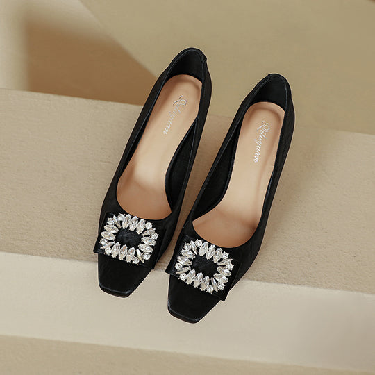 Damen modische Pumps mit funkelndem Schmuckdetail R&B
