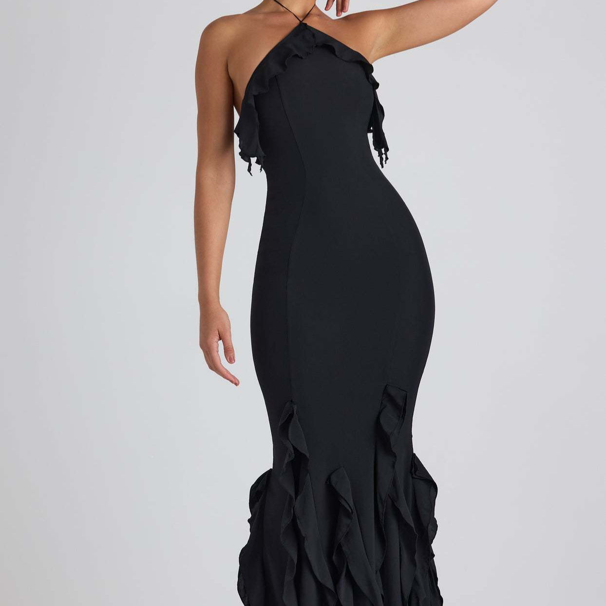 Damen Exklusives Maxikleid mit asymmetrischem Rüschenverlauf und elegantem Schnitt R&B
