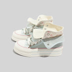 Damen Sneakers mit ausdrucksvoller Klappfunktion und modischem Punktemuster