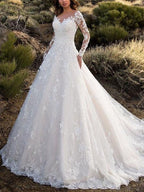 Elegantes Damen Hochzeitskleid mit Spitzenverarbeitung & voluminösem Rock für Hochzeit | R&B