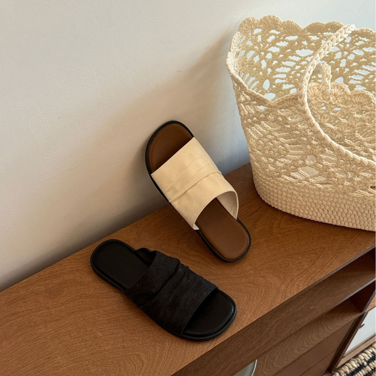 Damen Komfortable Riemensandalen mit breitem Riemen und anatomisch geformtem Fußbett
