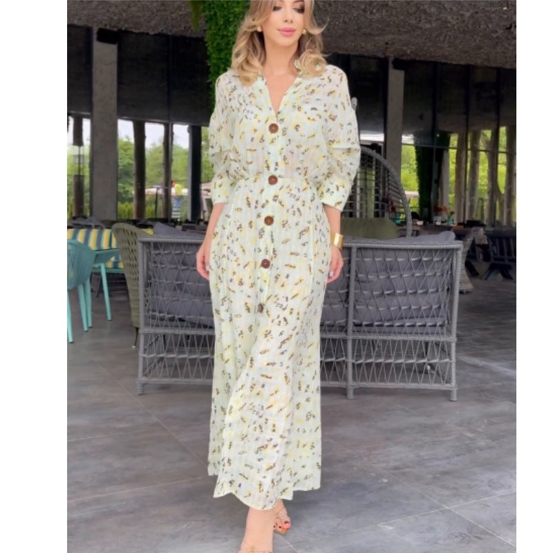 Damen Maxikleid mit floralen Motiven und Knopfdetails R&B