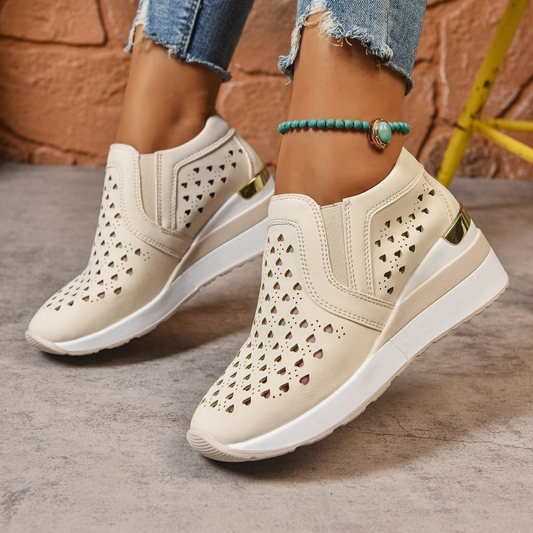 Damen sportliche Slip-On Sneakers mit atmungsaktivem Obermaterial und dekorativen Perlendetails R&B