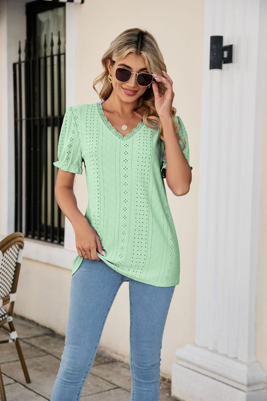 Damen Bluse mit luftigen Rüschen und durchbrochenem Design R&B