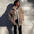 Damen Teddy-Fleecejacke mit hohem Kragen und seitlichen Reißverschlusstaschen R&B