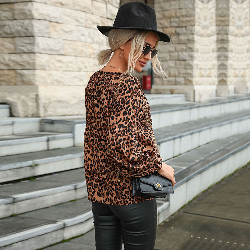 Damen Bluse im trendy Animal-Print-Design mit lässigen Volantärmeln R&B
