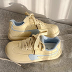 Damen Sneaker mit modischen Akzenten und rutschfester Sohle