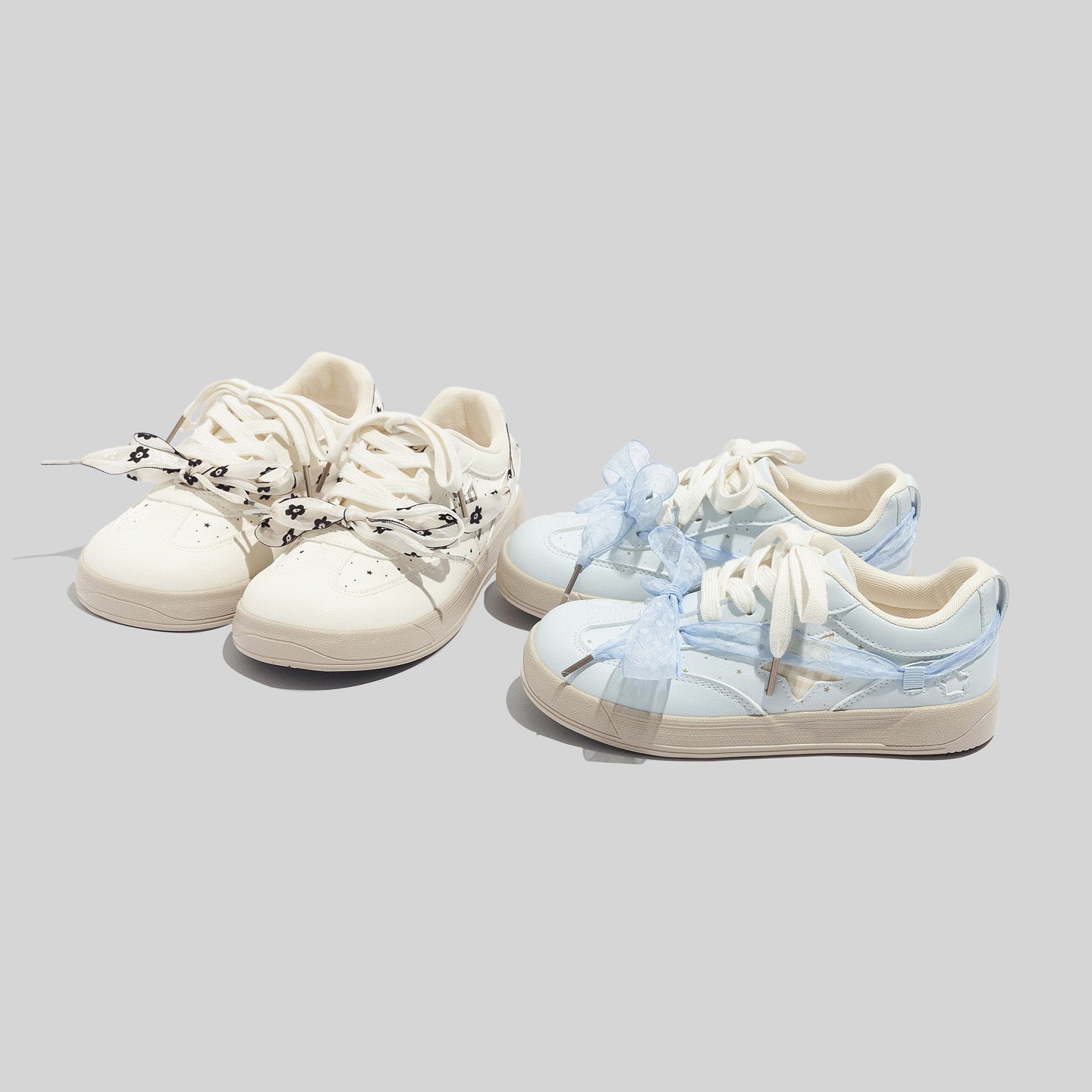 Damen Sneakers mit floralem Druck und innovativem Schnürsystem