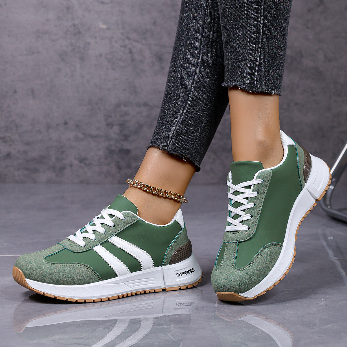 Damen Sportliche Sneakers mit modischem Design und atmungsaktiver Oberflächenstruktur R&B
