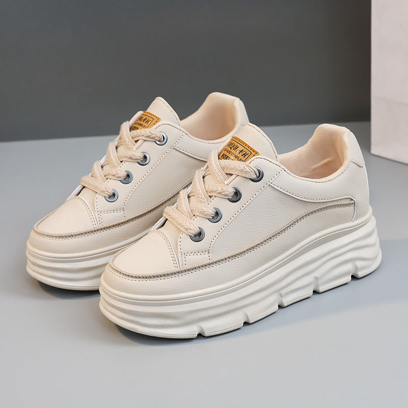 Damen Platform Sneakers mit robustem Sohlenprofil und eleganter Schnürung R&B