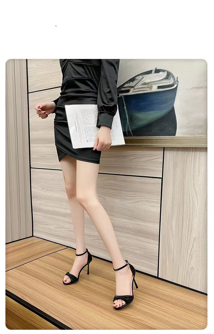Damen verführerische und elegante Sandaletten mit feinen Riemen R&B