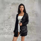 Damen Luftige Strickjacke mit filigranem Häkelmuster und Knopfdetails R&B