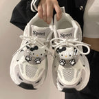 Damen Sport Sneakers mit einzigartigen Hello Kitty Ornamenten R&B
