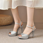 Damen glitzernde High Heelsandaletten mit elegantem Riemen