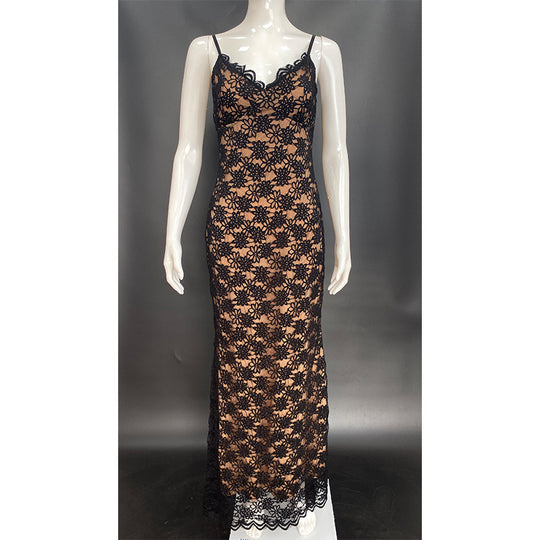 Damen Elegantes Spitzenkleid mit floralen Akzenten R&B