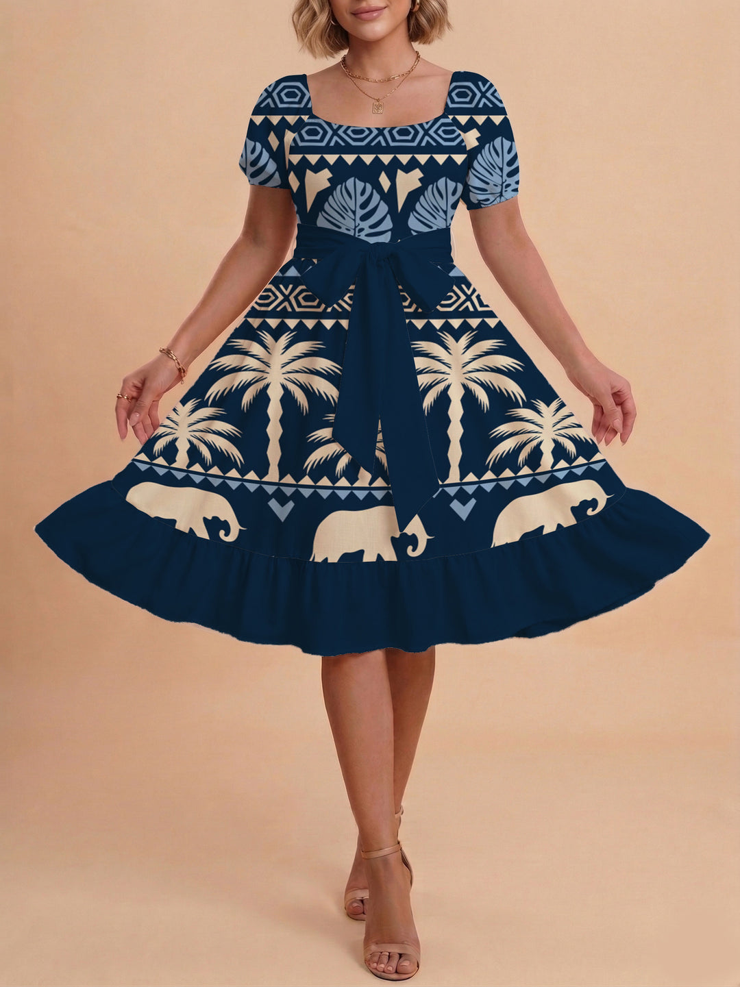 Damen Kleid mit tailliertem Schnitt und verspieltem Blumenmuster R&B