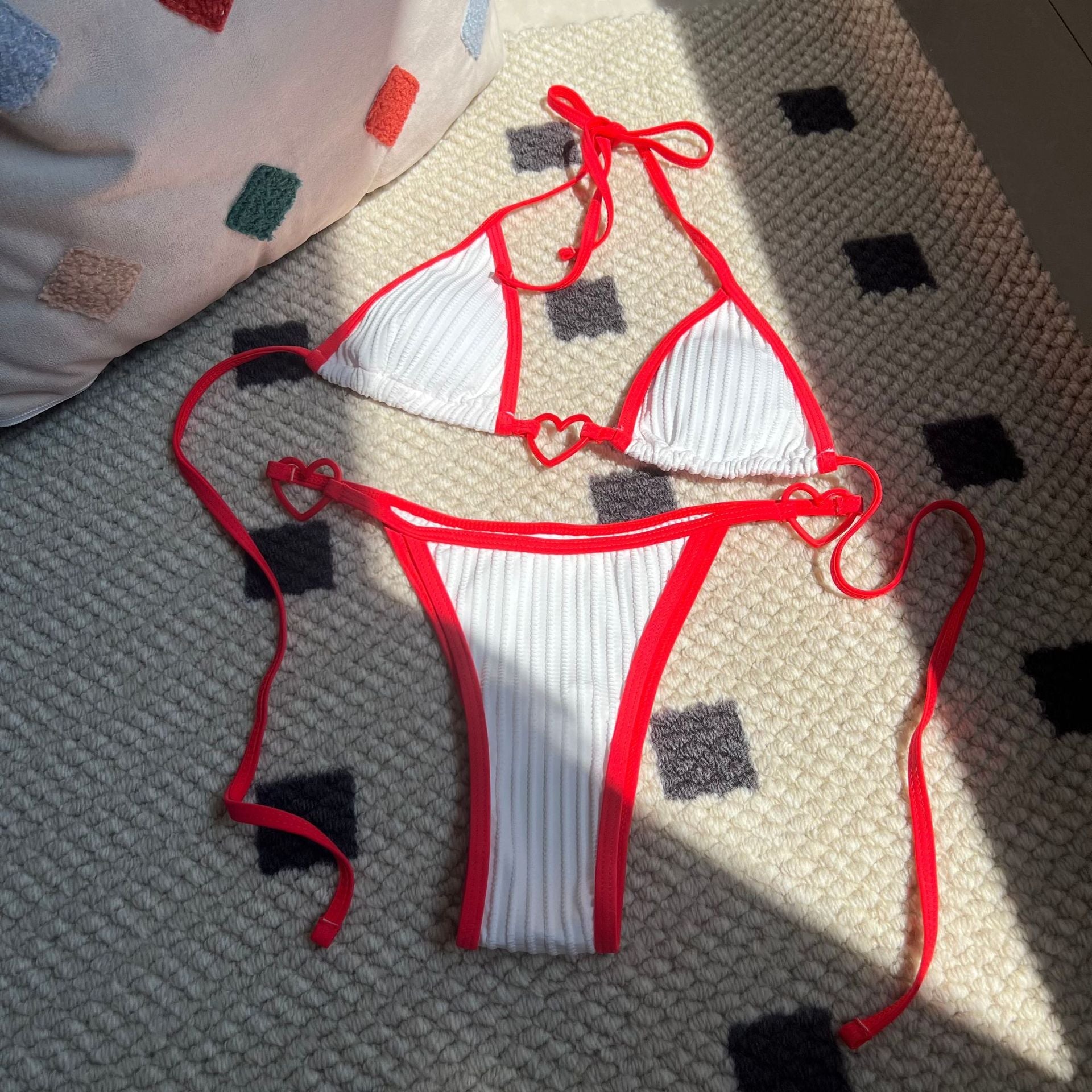 Damen Triangel-Bikini mit Herzdetails R&B