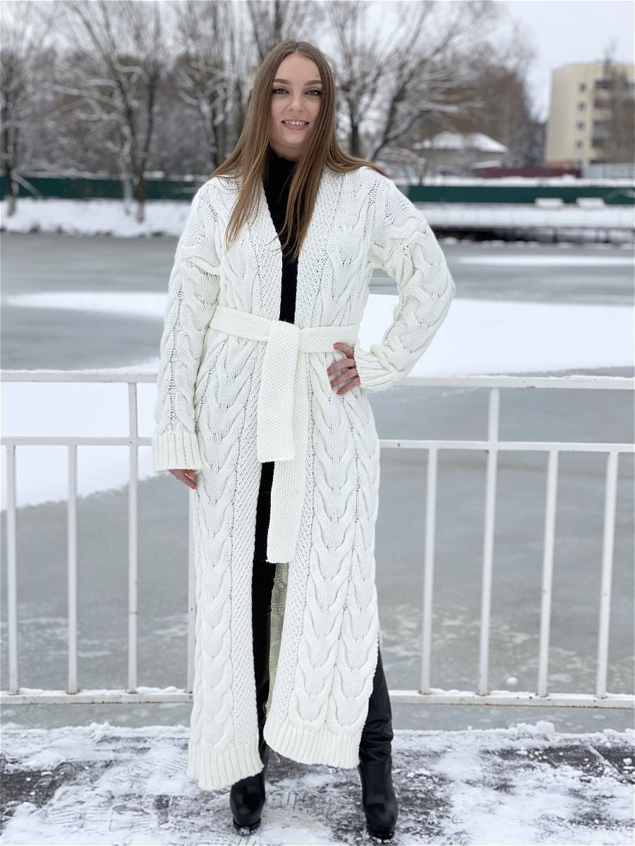 Damen Grobstrickmantel mit offenem Schnitt und praktischen Taschen R&B