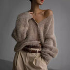 Damen gemütlicher Strickcardigan mit weichem Flauschmaterial und modischem Knopfdetail R&B